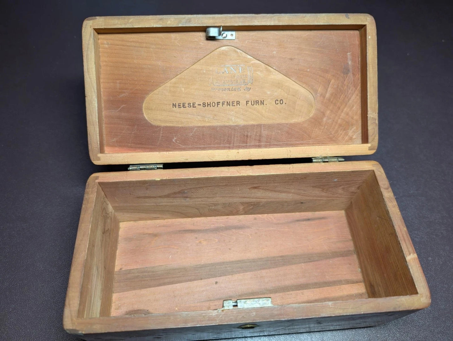 Attrractive Vintage Lane Cedar Dresser Jewelry Trinket Chest - Free Shipping -42