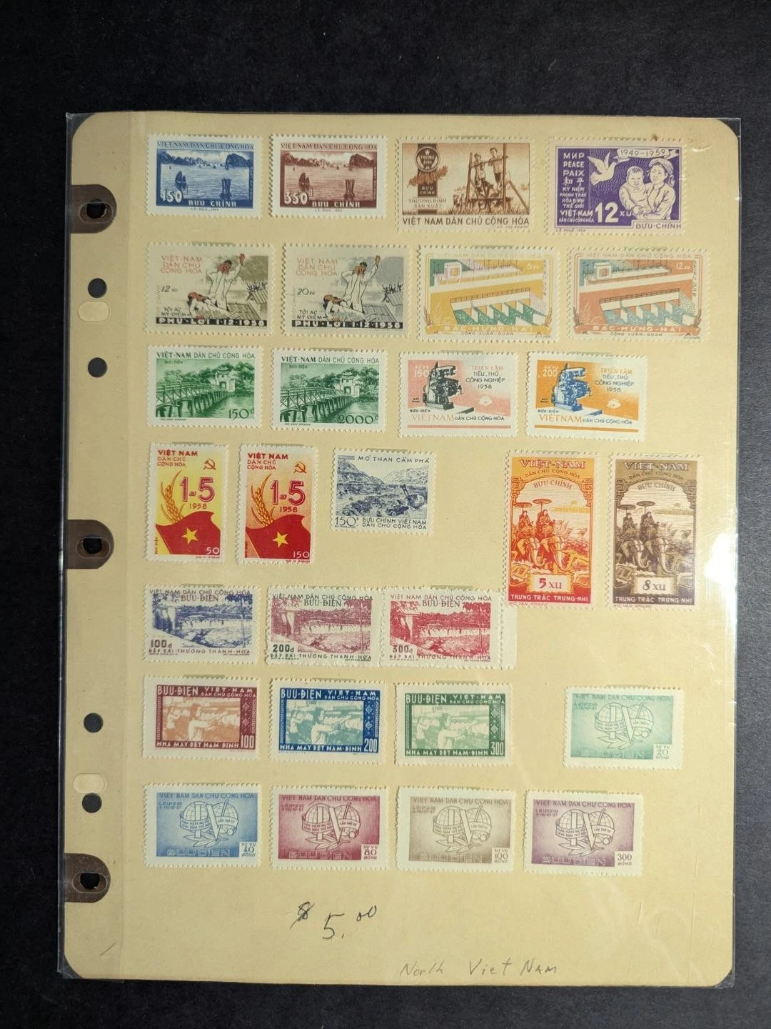 Quantity Old to Modern, M&U Stamps Some Better -Various Countries -176 Photos