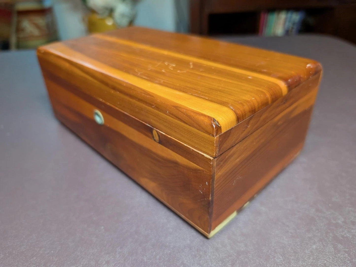 Attrractive Vintage Lane Cedar Dresser Jewelry Trinket Chest - Free Shipping -45