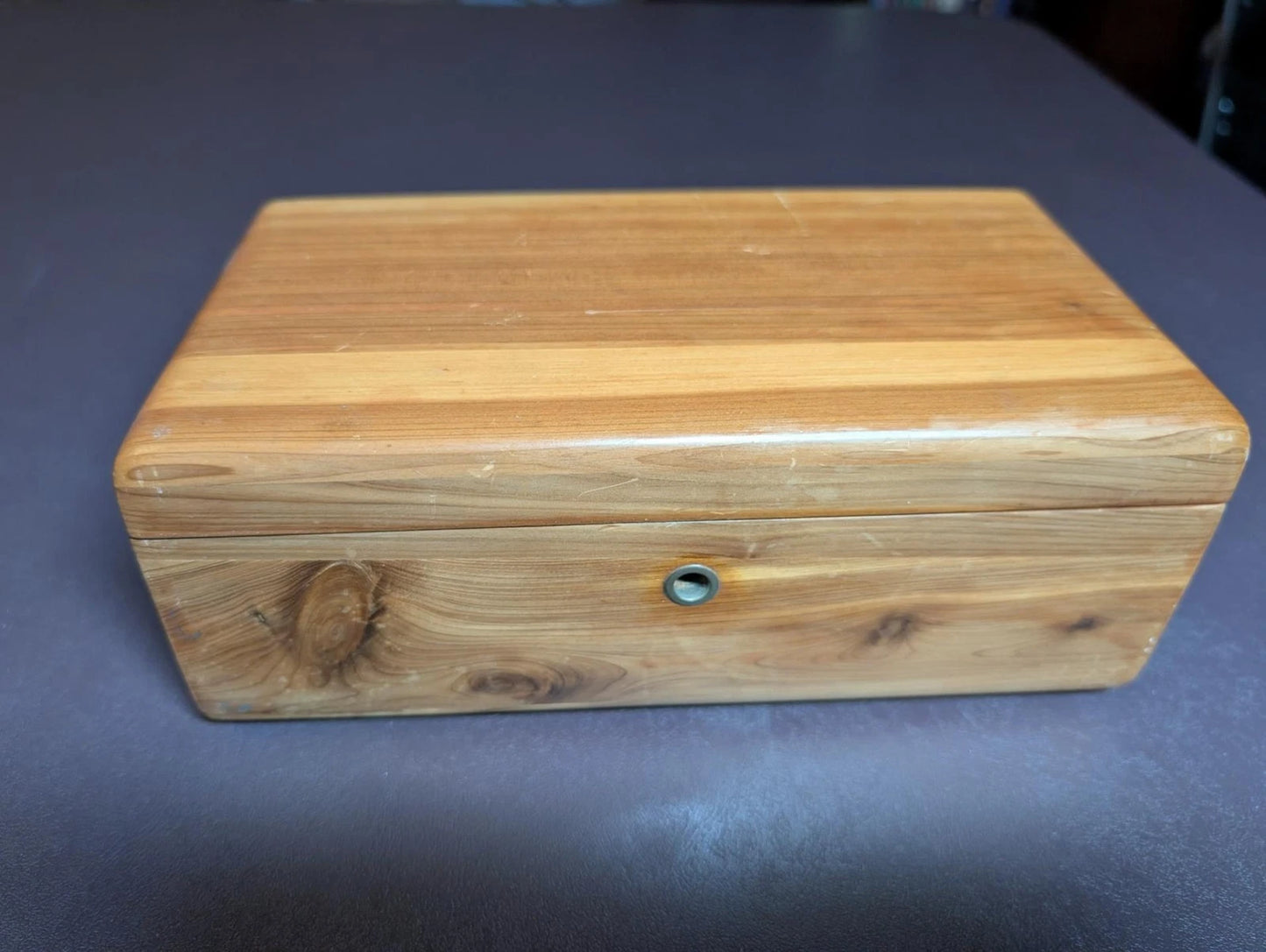 Attrractive Vintage Lane Cedar Dresser Jewelry Trinket Chest - Free Shipping -37