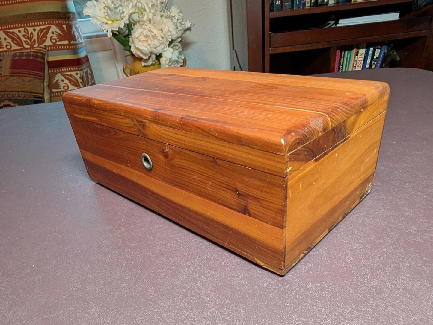 Attrractive Vintage Lane Cedar Dresser Jewelry Trinket Chest - Free Shipping -46