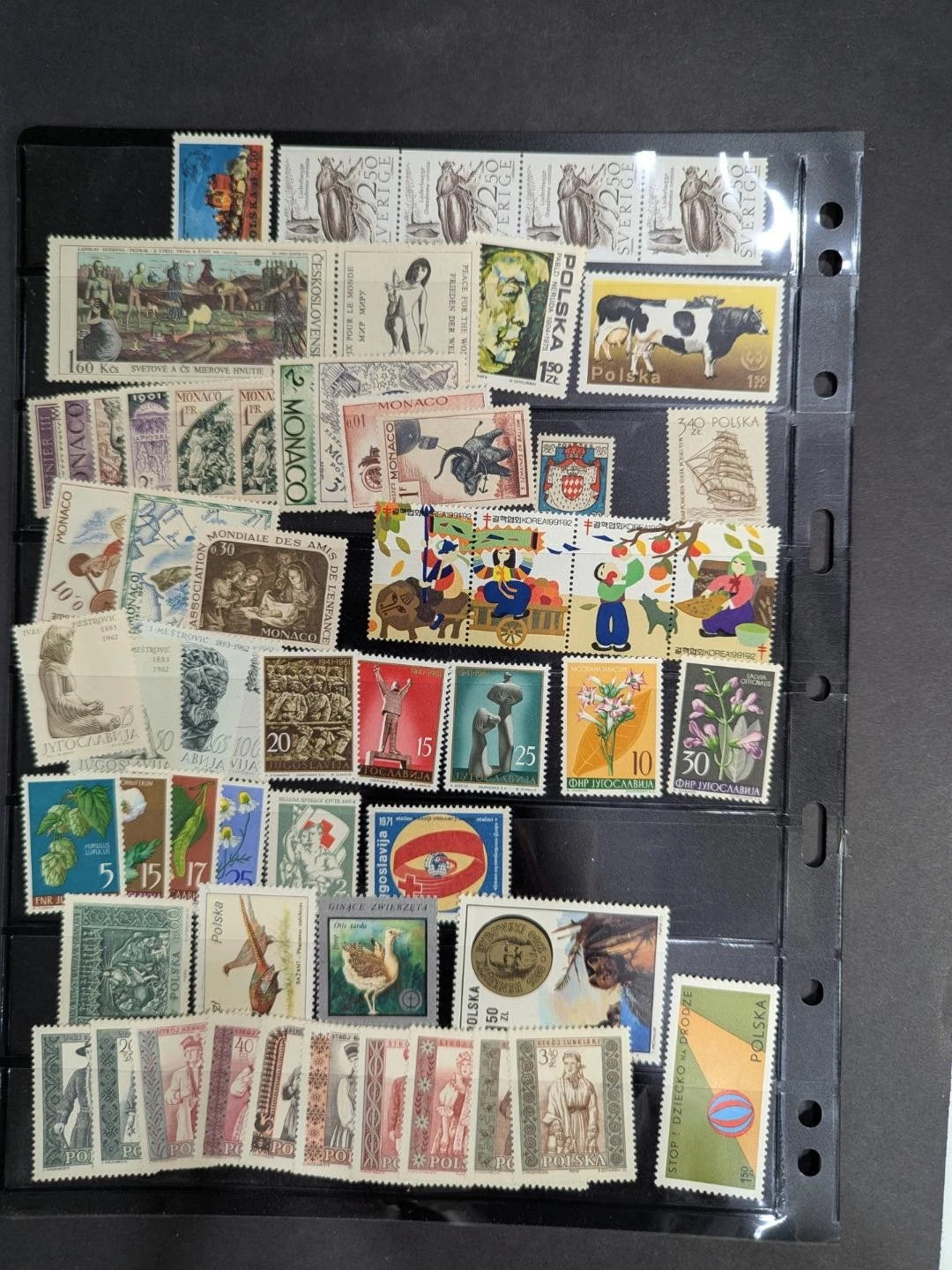 Quantity Old to Modern, M&U Stamps Some Better -Various Countries -111 Photos