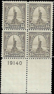 c1922 - Sc# 566 Statue of Liberty Block of 4 & Plate # - MH, OG - Cat= $70