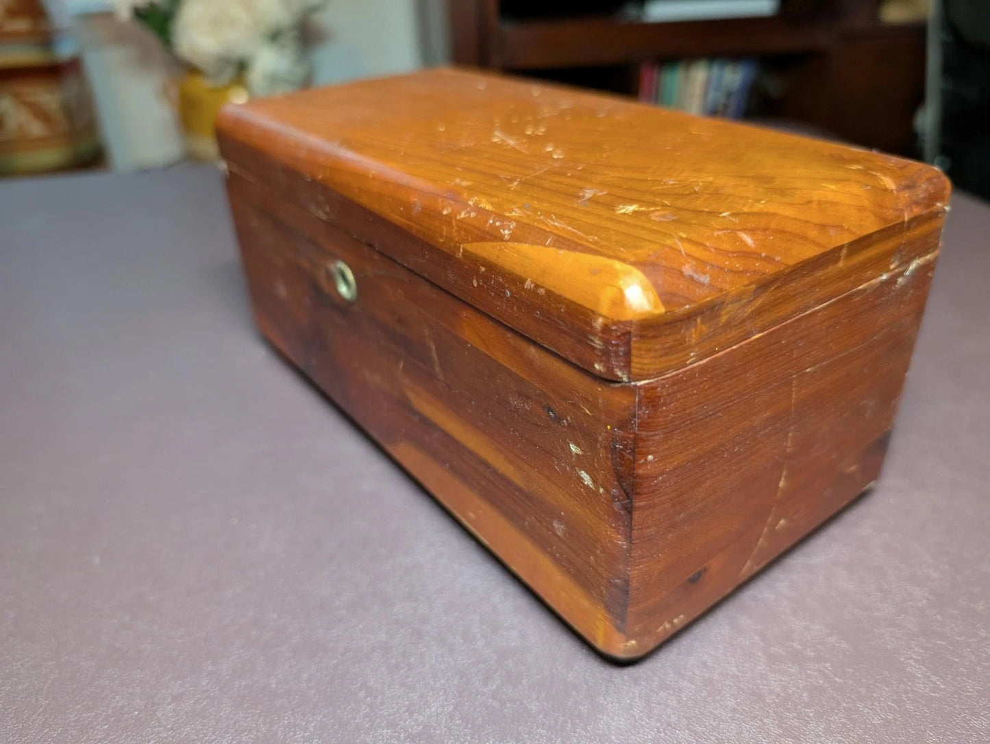 Attrractive Vintage Lane Cedar Dresser Jewelry Trinket Chest - Free Shipping -42