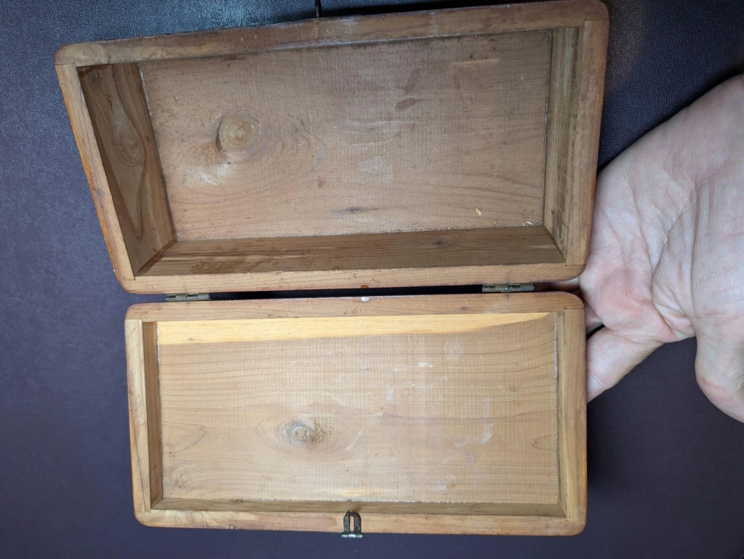 Attrractive Vintage Lane(?) Cedar Jewelry Trinket Chest - Free Shipping -41