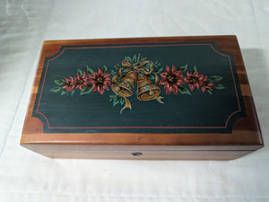 Vintage Lane Christmas Cedar Dresser Jewelry Trinket Chest - Free Shipping -4