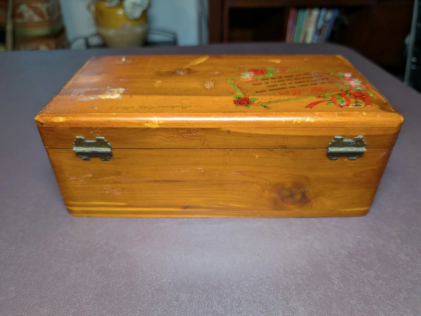 Attrractive Vintage Lane(?) Cedar Jewelry Trinket Chest - Free Shipping -41