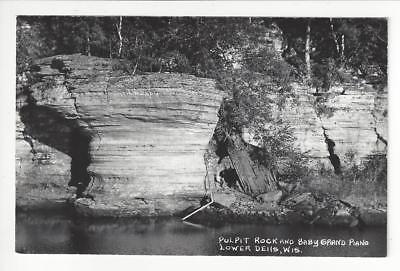 Vintage Photo Postcard - Pulpit Rock & Baby Grand Piano, Lower Dells, WI (AJ4)