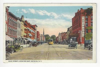 Posted 1920 USA Postcard - Main Street, Batavia, NY (AT74)