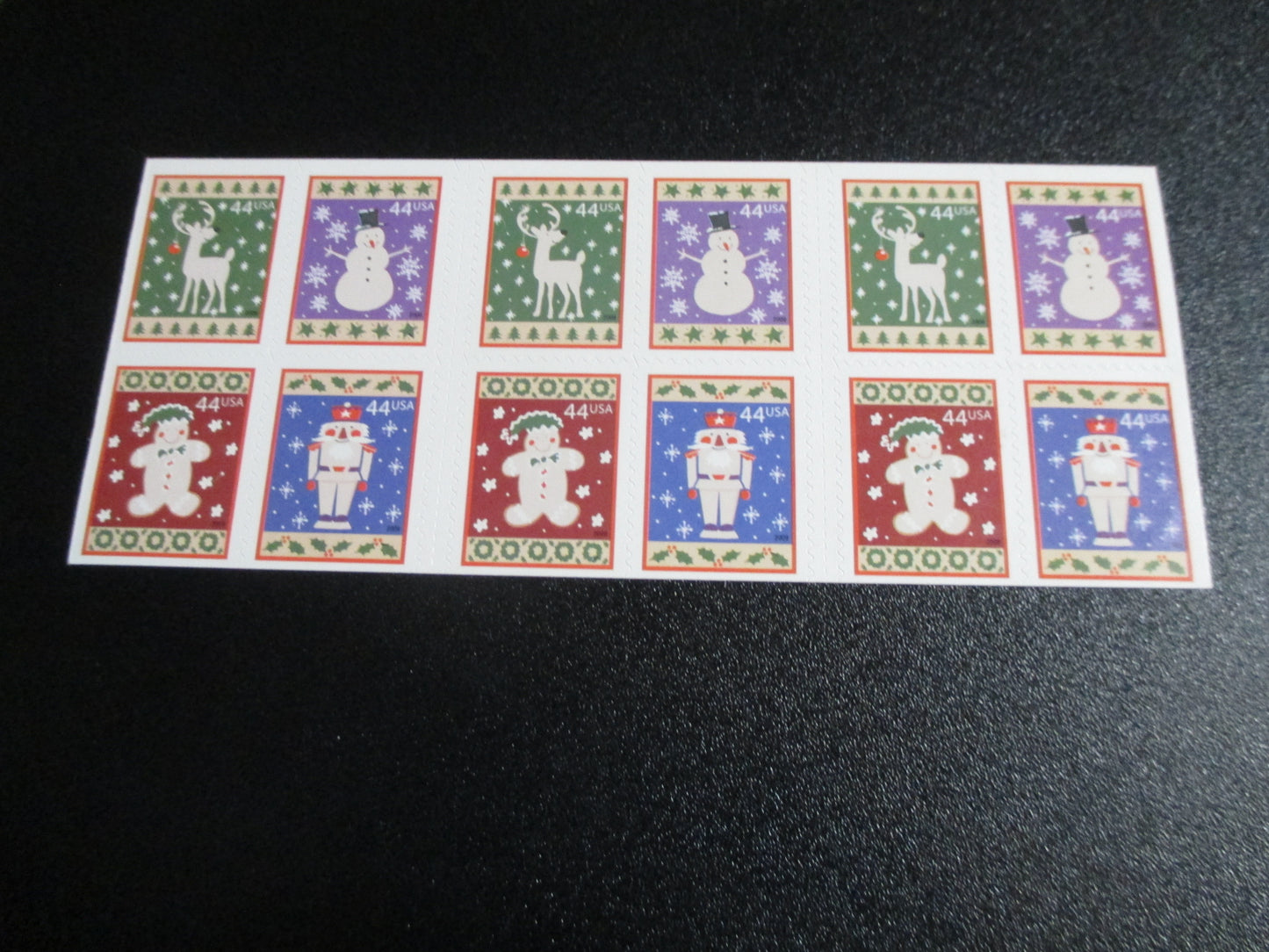 2009 - Christmas Booklet Pane of 20 44c Postage Stamps- Scott - 4424-4428b - MNH, OG - CX699